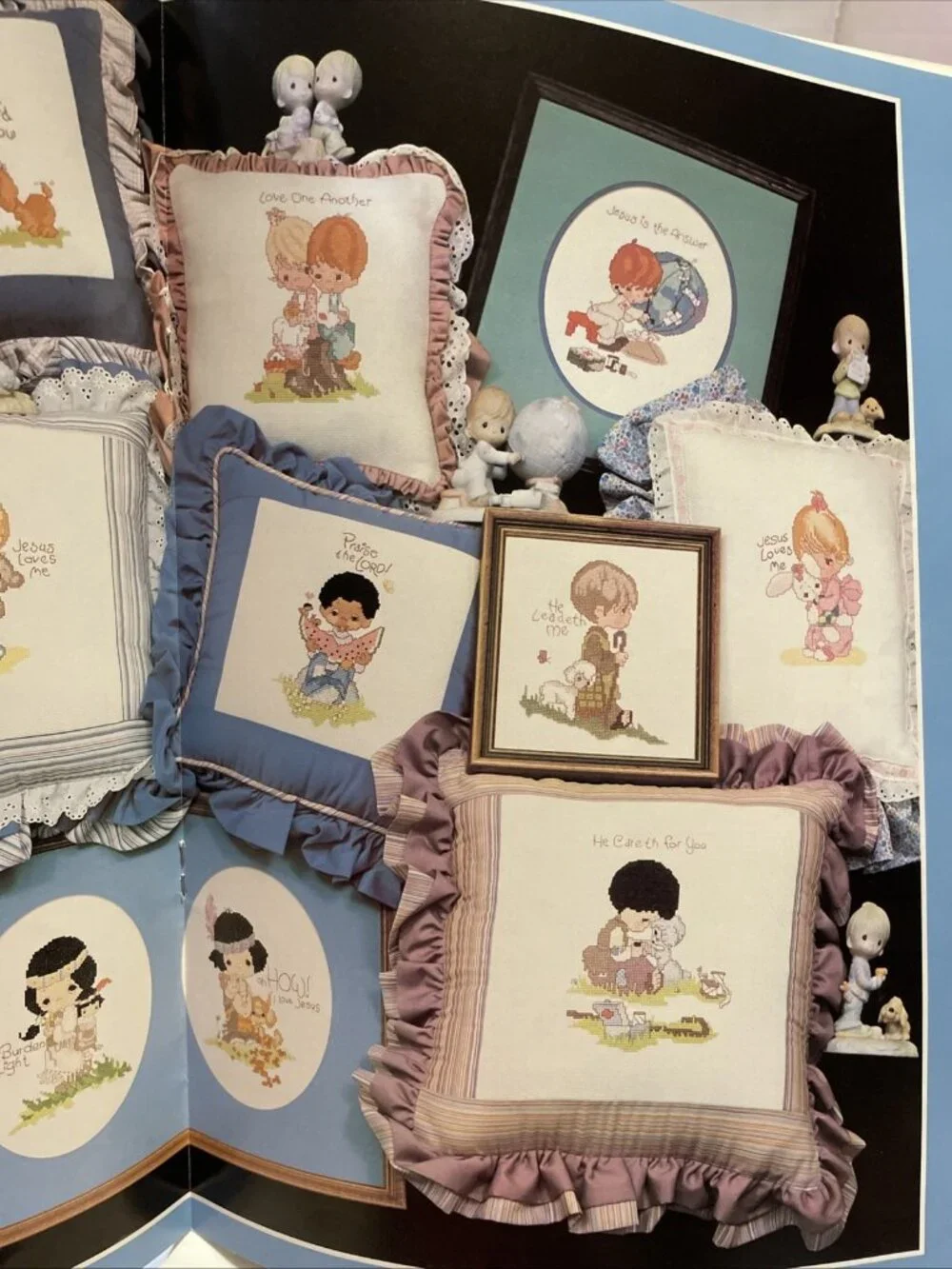 Precious Moments PM-1 Counted Cross Stitch Booklet Gloria & Pat 1980 - VGUC